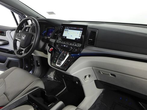 Used 2019 Honda Odyssey Elite image 13
