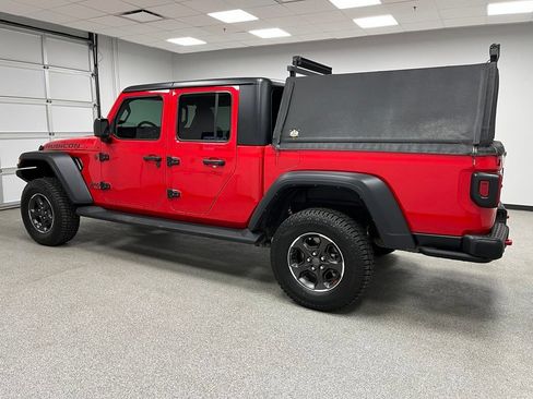 Used 2022 Jeep Gladiator Rubicon w/ Cold Weather Group AWD/4WD image 7