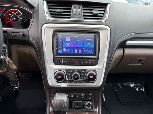 Used 2017 GMC Acadia Limited SLT image 25