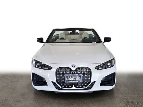 Used 2023 BMW 440i xDrive Convertible w/ Premium Package AWD/4WD image 2