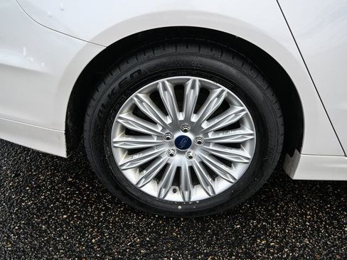 Used 2014 Ford Fusion Energi SE w/ Driver Assist Package image 14