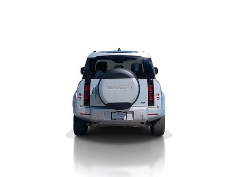 Used 2022 Land Rover Defender 110 XS Edition image 7