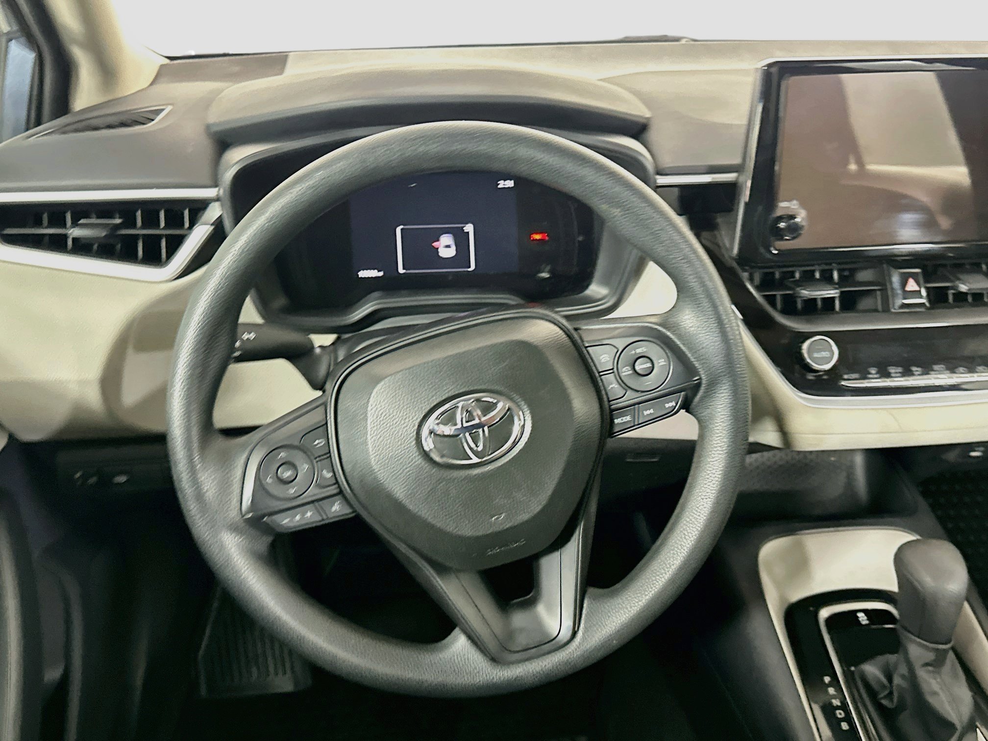 Used 2026 Toyota Corolla LE FWD image 17
