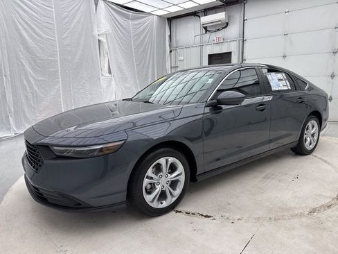 New 2025 Honda Accord LX image 3