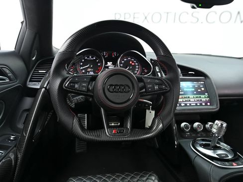 Used 2015 Audi R8 V10 AWD/4WD image 3