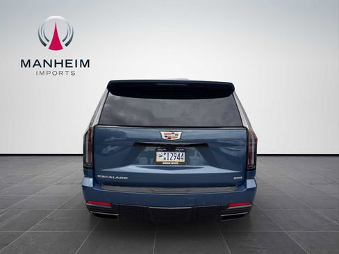Used 2026 Cadillac Escalade Platinum Sport AWD/4WD image 5