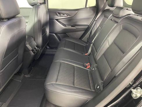 New 2026 Chevrolet Equinox LT w/ Convenience Package II AWD/4WD image 13