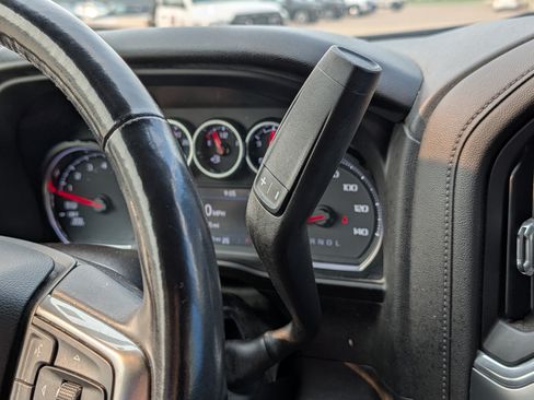 Certified 2022 Chevrolet Silverado 1500 RST AWD/4WD image 21
