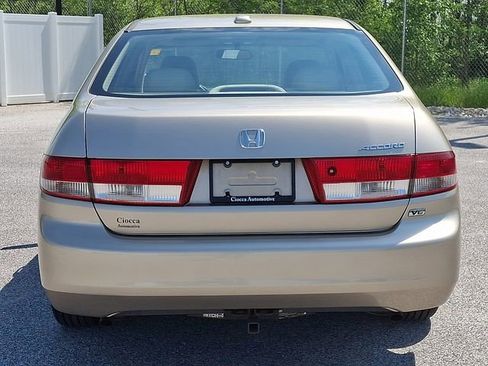 Used 2004 Honda Accord EX image 7