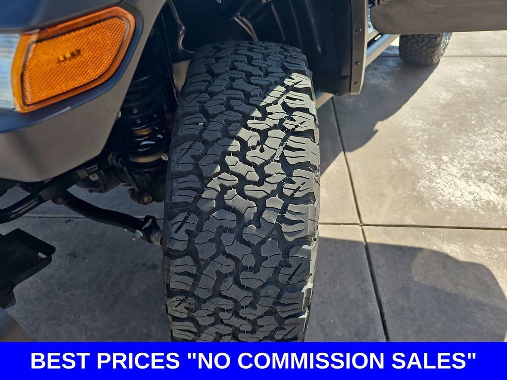 Used 2021 Jeep Wrangler Rubicon AWD/4WD image 33