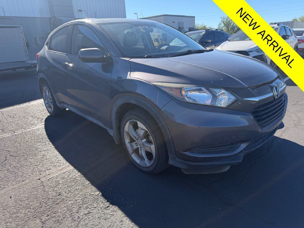 Used 2017 Honda HR-V LX image 1