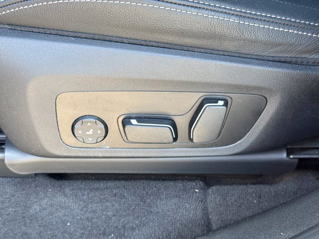 Certified 2024 BMW X3 sDrive30i w/ Convenience Package w/ZPA RWD image 21