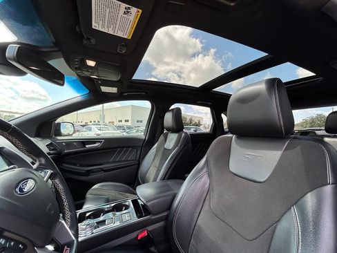 Used 2020 Ford Edge ST w/ Equipment Group 401A AWD/4WD image 12