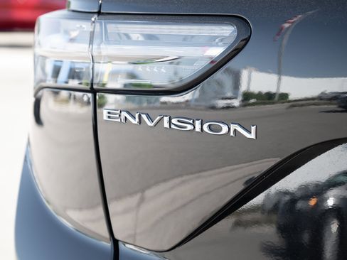 Used 2023 Buick Envision Avenir image 12