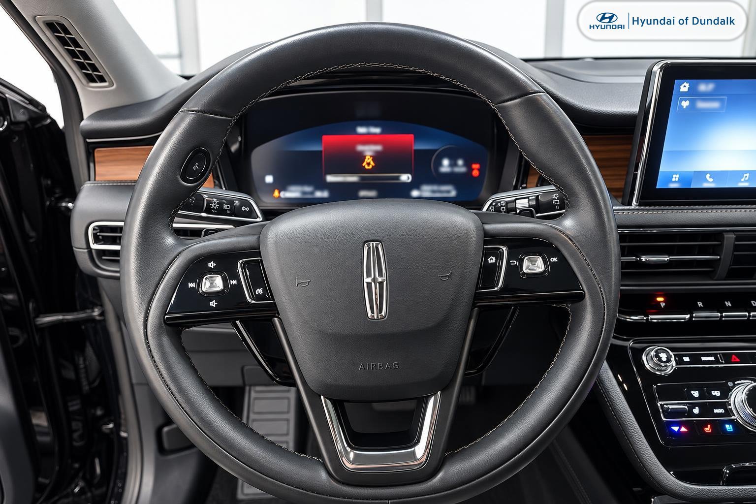 Used 2022 Lincoln Corsair Reserve w/ Luxury Package AWD/4WD image 8