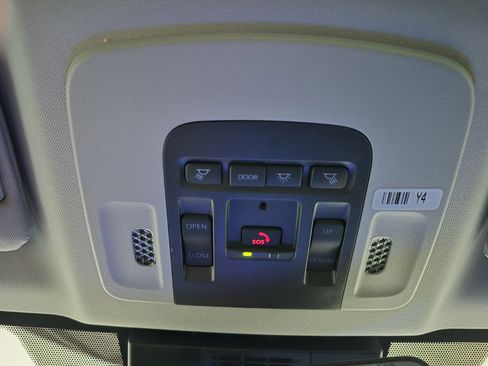 New 2026 Toyota Camry Hybrid image 31