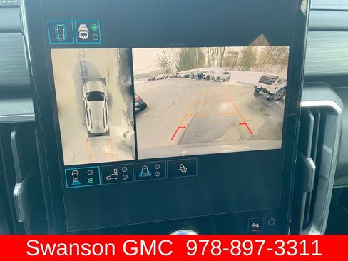 New 2026 GMC Acadia Elevation w/ Elevation Premium Package AWD/4WD image 16