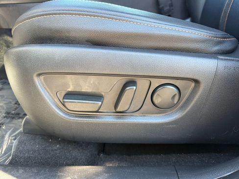 Used 2025 MAZDA CX-90 3.3 Turbo w/ Select Package AWD/4WD image 10