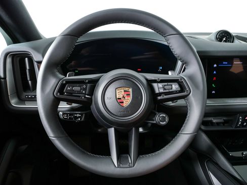 New 2026 Porsche Cayenne Coupe AWD/4WD image 10