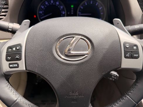 Used 2011 Lexus IS 250 w/ Premium Pkg Value Edition RWD image 30