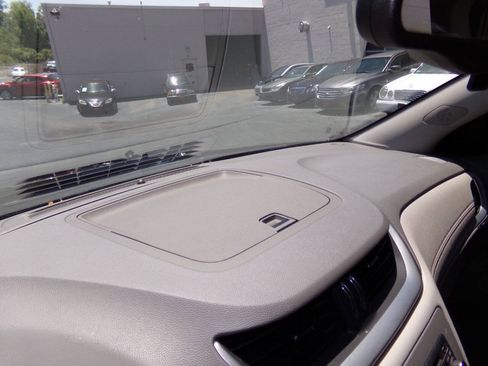 Used 2017 Chevrolet Traverse LS FWD image 44