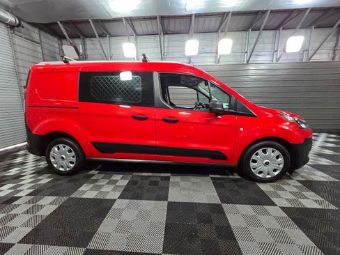 Used 2023 Ford Transit Connect XL image 9