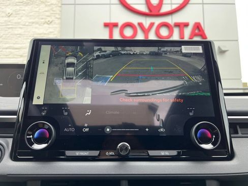 New 2026 Toyota C-HR AWD/4WD image 29