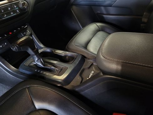 Used 2019 Chevrolet Colorado Z71 AWD/4WD image 26