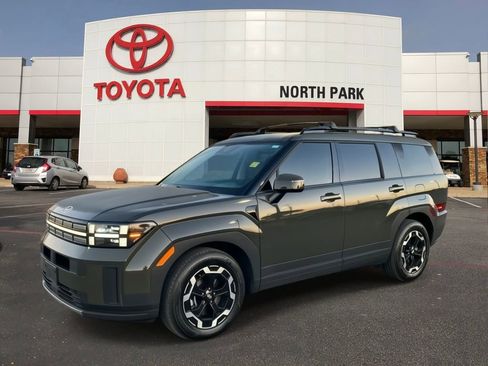 Used 2024 Hyundai Santa Fe SEL image 1