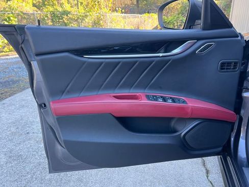 Used 2019 Maserati Ghibli image 10