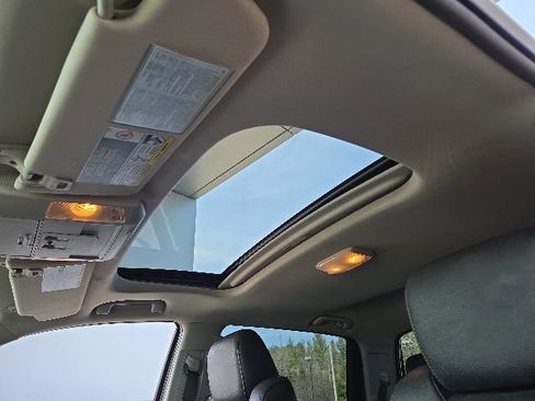 Used 2016 Toyota Tundra Limited AWD/4WD image 27