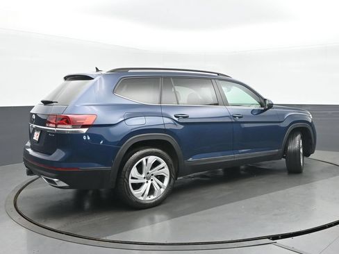 Used 2023 Volkswagen Atlas SE AWD/4WD image 3