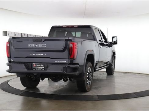 Used 2024 GMC Sierra 2500 Denali Ultimate w/ LPO, GMC Protection Package AWD/4WD image 7