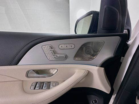 Certified 2023 Mercedes-Benz GLS 580 4MATIC image 22