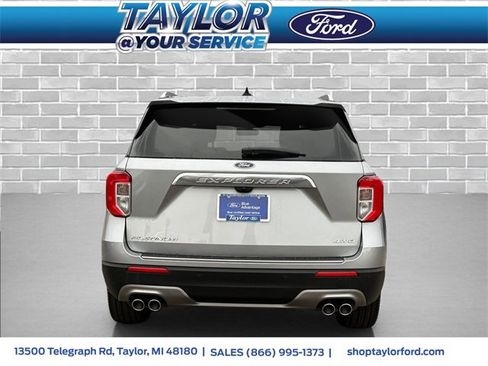 Certified 2022 Ford Explorer Platinum w/ Equipment Group 601A image 4