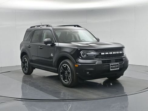 New 2026 Ford Bronco Sport Outer Banks w/ Outer Banks Tech Package+ AWD/4WD image 54