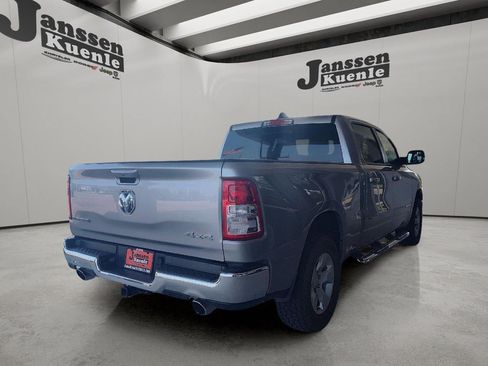 Used 2022 RAM 1500 Big Horn AWD/4WD image 3