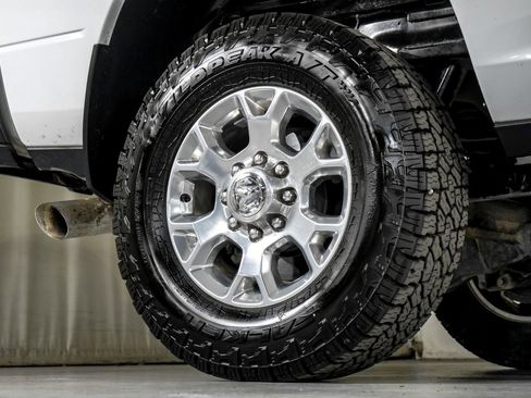 Used 2024 RAM 2500 Laramie AWD/4WD image 53