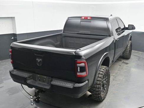 Used 2019 RAM 2500 Laramie w/ Black Appearance Package AWD/4WD image 25
