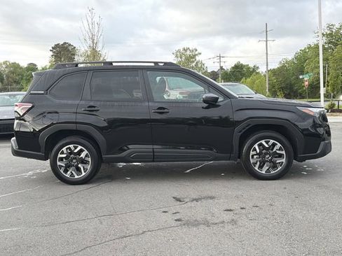 Used 2026 Subaru Forester Premium image 2