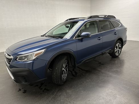 Used 2020 Subaru Outback Limited w/ Popular Package #2 image 4