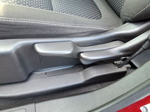 Certified 2023 GMC Acadia SLE image 24