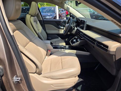 Certified 2021 Lincoln Corsair Reserve w/ Elements Package image 6