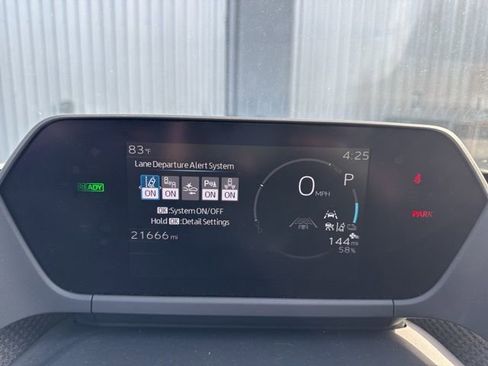 Used 2023 Toyota bZ4X XLE image 22