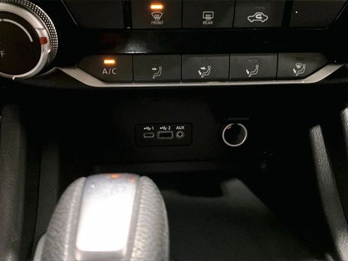 Used 2022 Nissan Sentra SV image 16