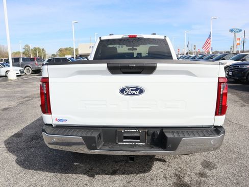 New 2025 Ford F150 XL w/ Equipment Group 103A High image 4