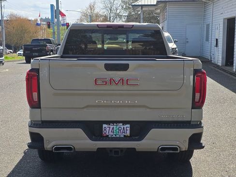 Used 2026 GMC Sierra 1500 Denali AWD/4WD image 4