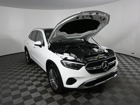 Certified 2026 Mercedes-Benz GLC 300 image 33