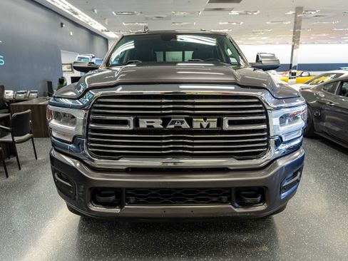 Used 2020 RAM 2500 Laramie AWD/4WD image 2