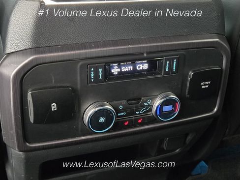 Used 2023 Ford Expedition Platinum AWD/4WD image 18